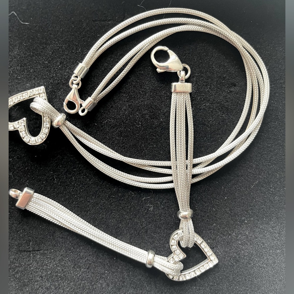 NWOT 925 Heart Necklace Bracelet set